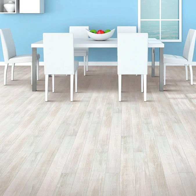 Quick-Step Studio QuickStep Studio + Spill Repel Vailmont Chestnut 12-mm T x 6-in W x 48-in L Waterproof Wood Plank Laminate Flooring (16.12-sq ft / Carton) - Image 3