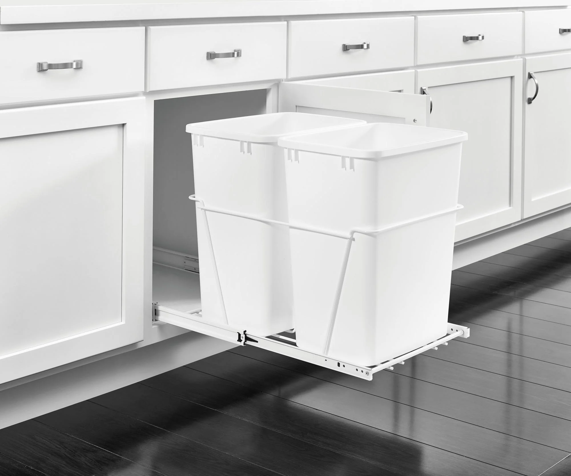 Rev-A-Shelf 20-Quart Plastic Soft Close Pull Out Trash Can - Image 5