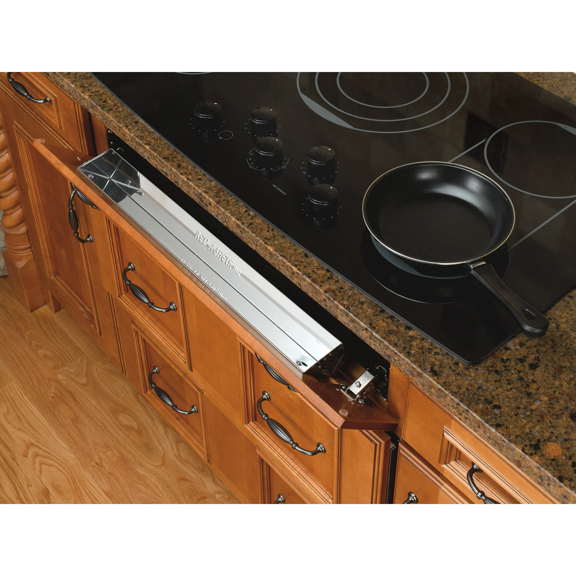 Rev-A-Shelf 22-in W x 3-in H 1-Tier Pull-Out Metal Door Organizer - Image 3