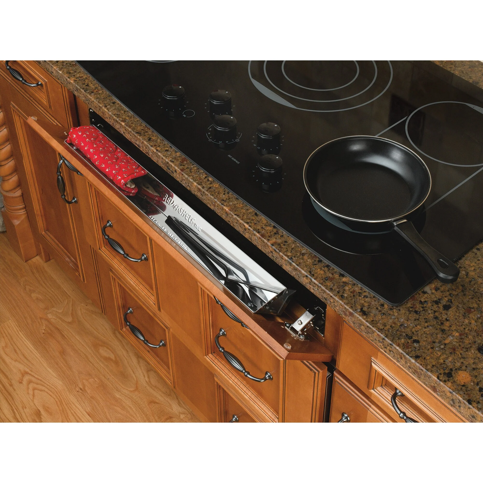 Rev-A-Shelf 22-in W x 3-in H 1-Tier Pull-Out Metal Door Organizer - Image 4
