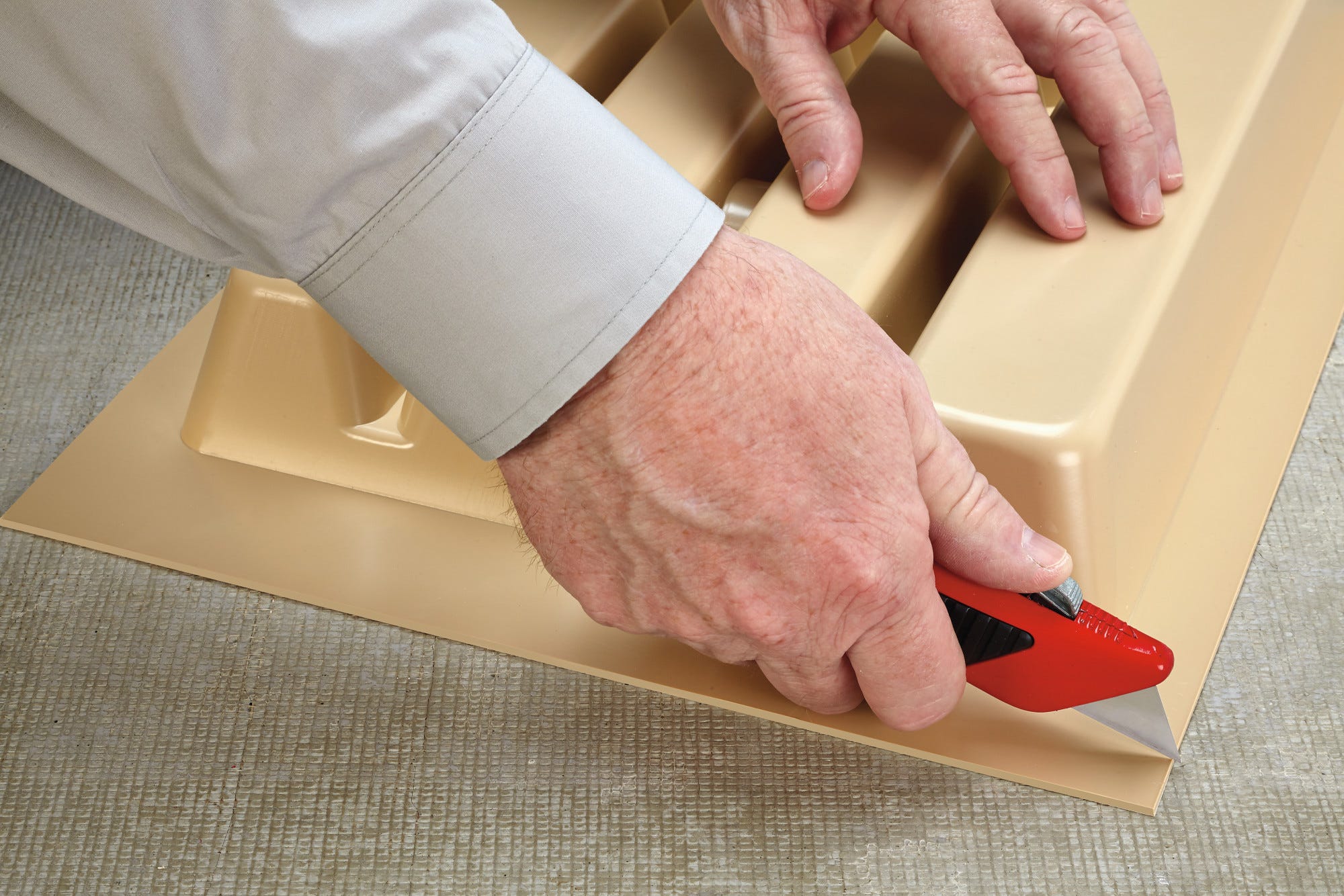 Rev-A-Shelf Extra Large White Polymer Utility Tray, UT-18W-52 - Image 5