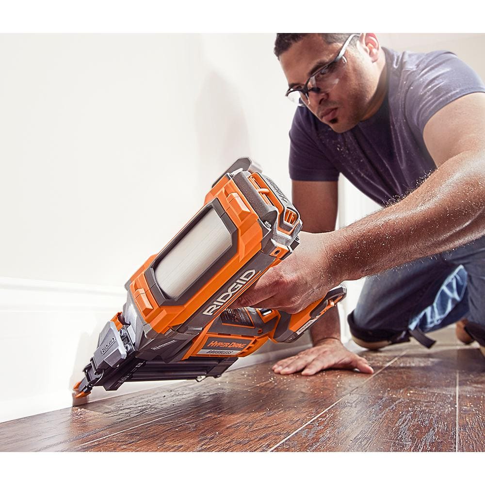 RIDGID 18V Brushless Cordless HYPERDRIVE 18-Gauge 2-1/8 in. Brad Nailer (Tool Only) with Belt Clip, Bag and Sample Nails - Image 3