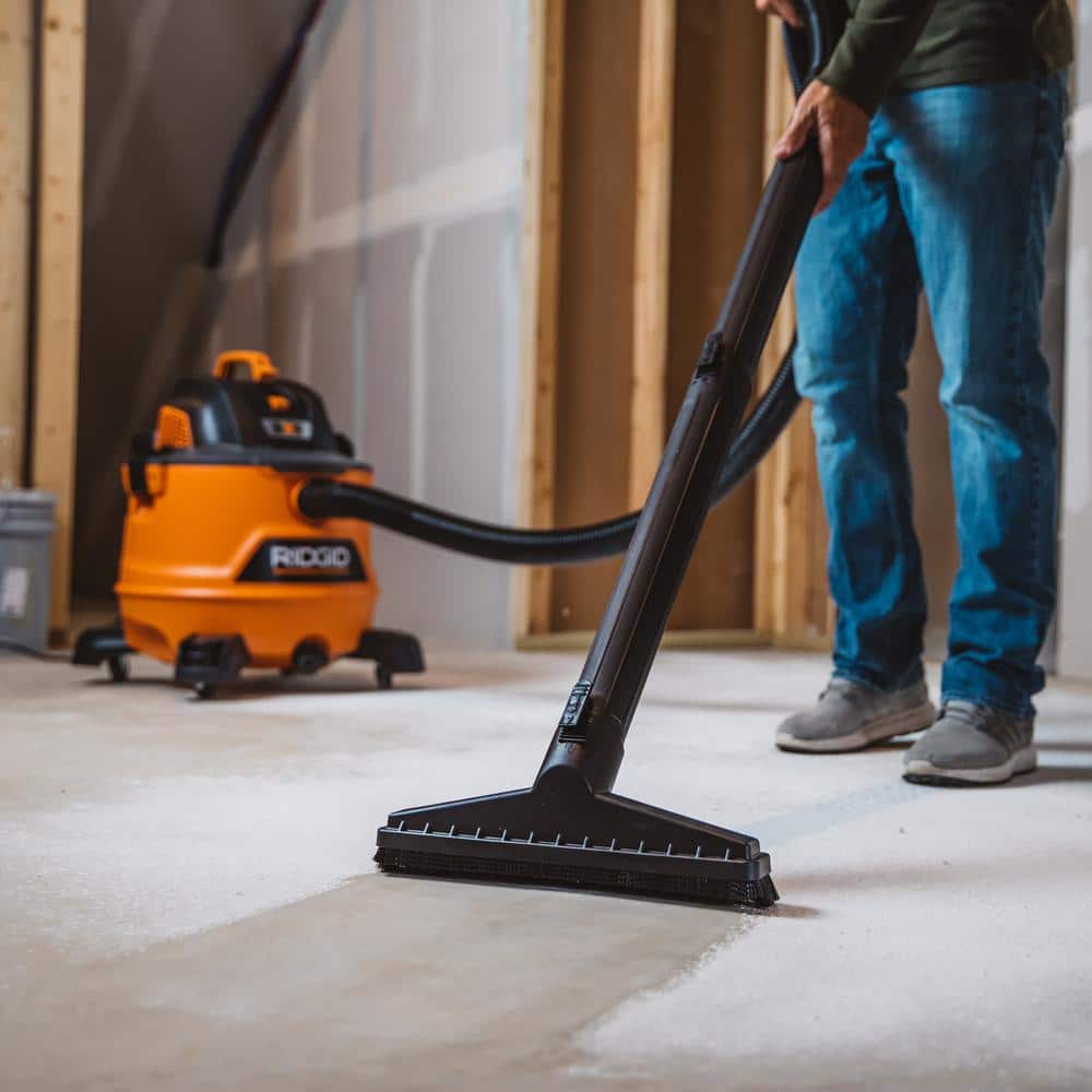 RIDGID 2-1/2 in. Locking Accessory Floor Brush for Wet/Dry Vacs, 14 in. Wide - Image 6