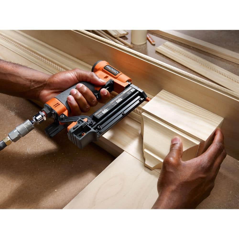 RIDGID Pneumatic 23-Gauge 1-3/8 in. Headless Pin Nailer (R138HPF) - Image 4