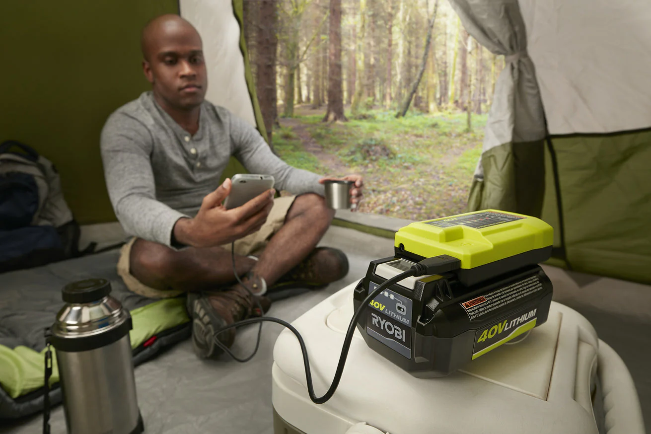 RYOBI 40-Volt Lithium-Ion Charger with USB Port - Image 2