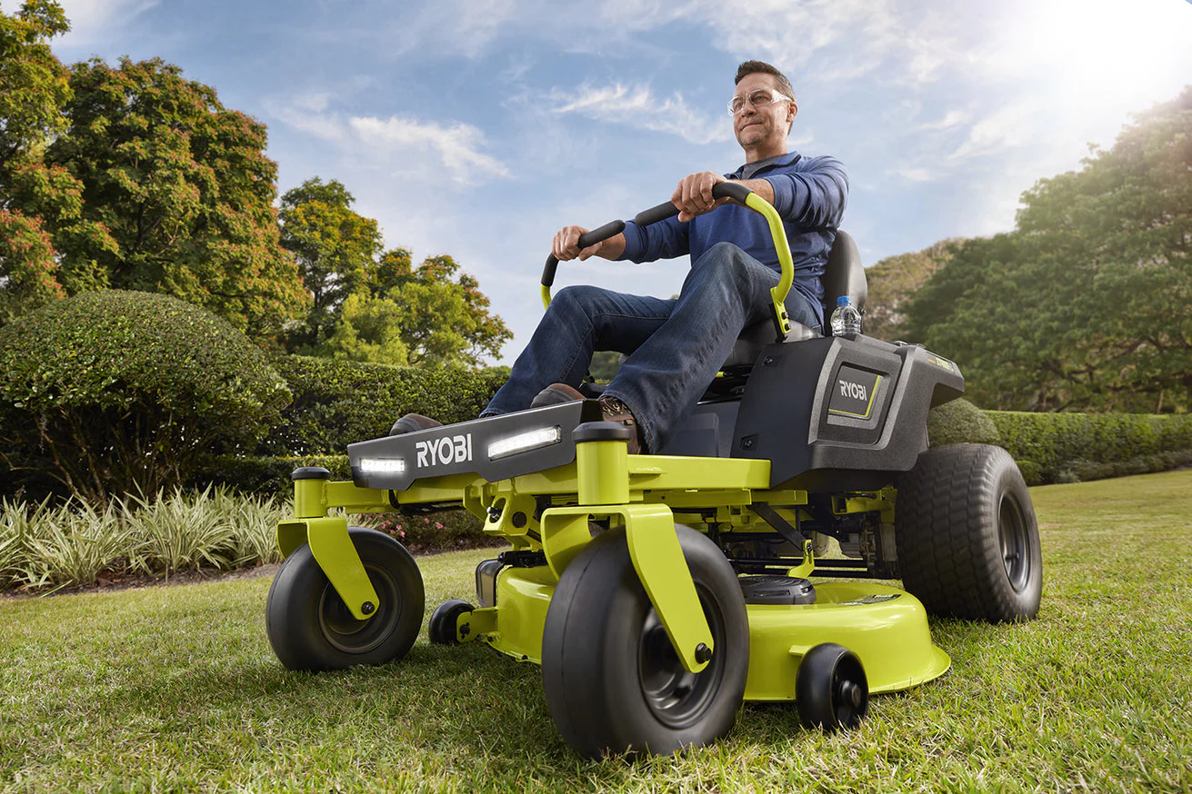 RYOBI 42 in. 100 Ah Battery Electric Riding Zero Turn Mower - Image 7