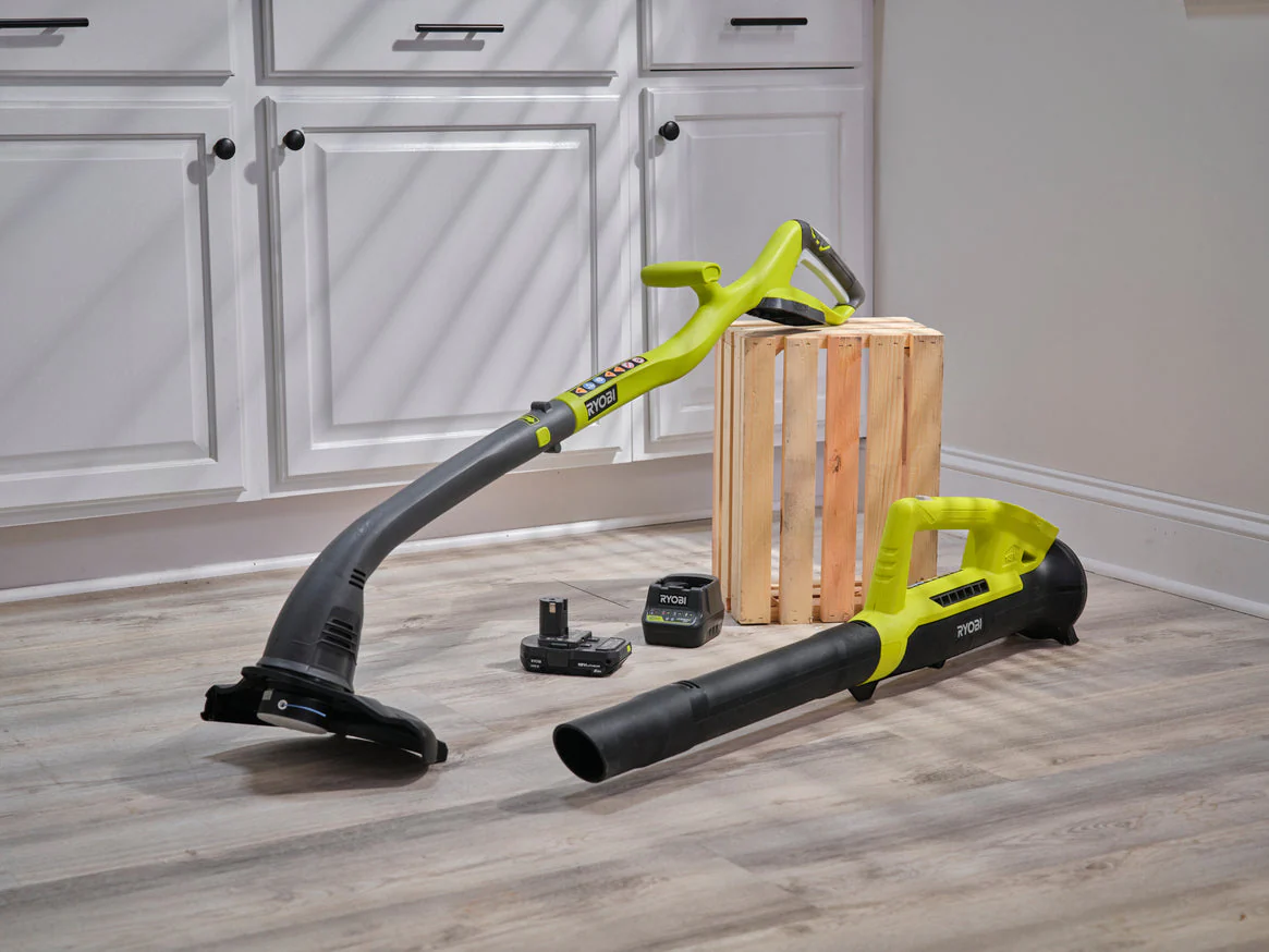 RYOBI ONE+ 18-Volt Lithium-Ion String Trimmer/Edger & Blower/Sweeper Combo Kit with 2.0Ah Battery and Charger - Image 4