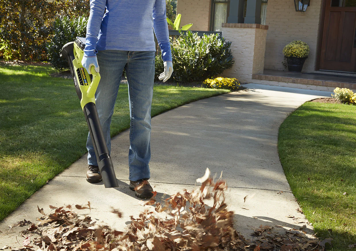 RYOBI Reconditioned ONE+ 90 MPH 200 CFM 18-Volt Lithium-Ion Cordless Leaf Blower with 2.0 Ah Battery and Charger - Image 5