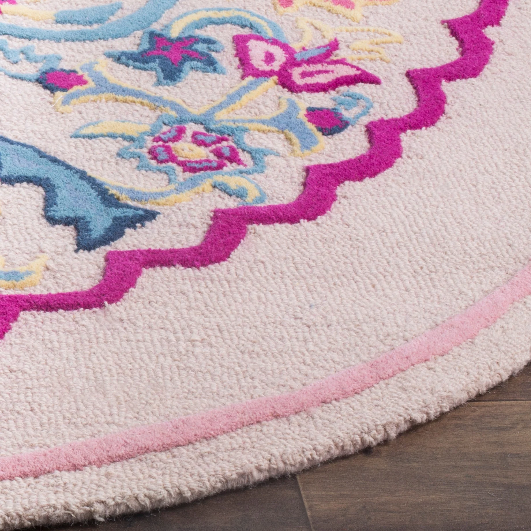 Safavieh Bellagio Nijar 5 x 5 Light Pink/Multi Round Indoor Floral/Botanical Global Handcrafted Area Rug - Image 2