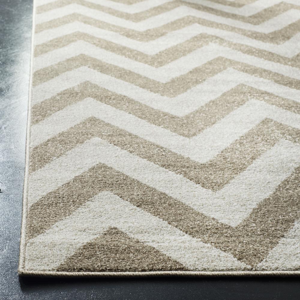 Safavieh Bellport 7 x 7 Wheat/Beige Square Indoor/Outdoor Chevron Area Rug - Image 3