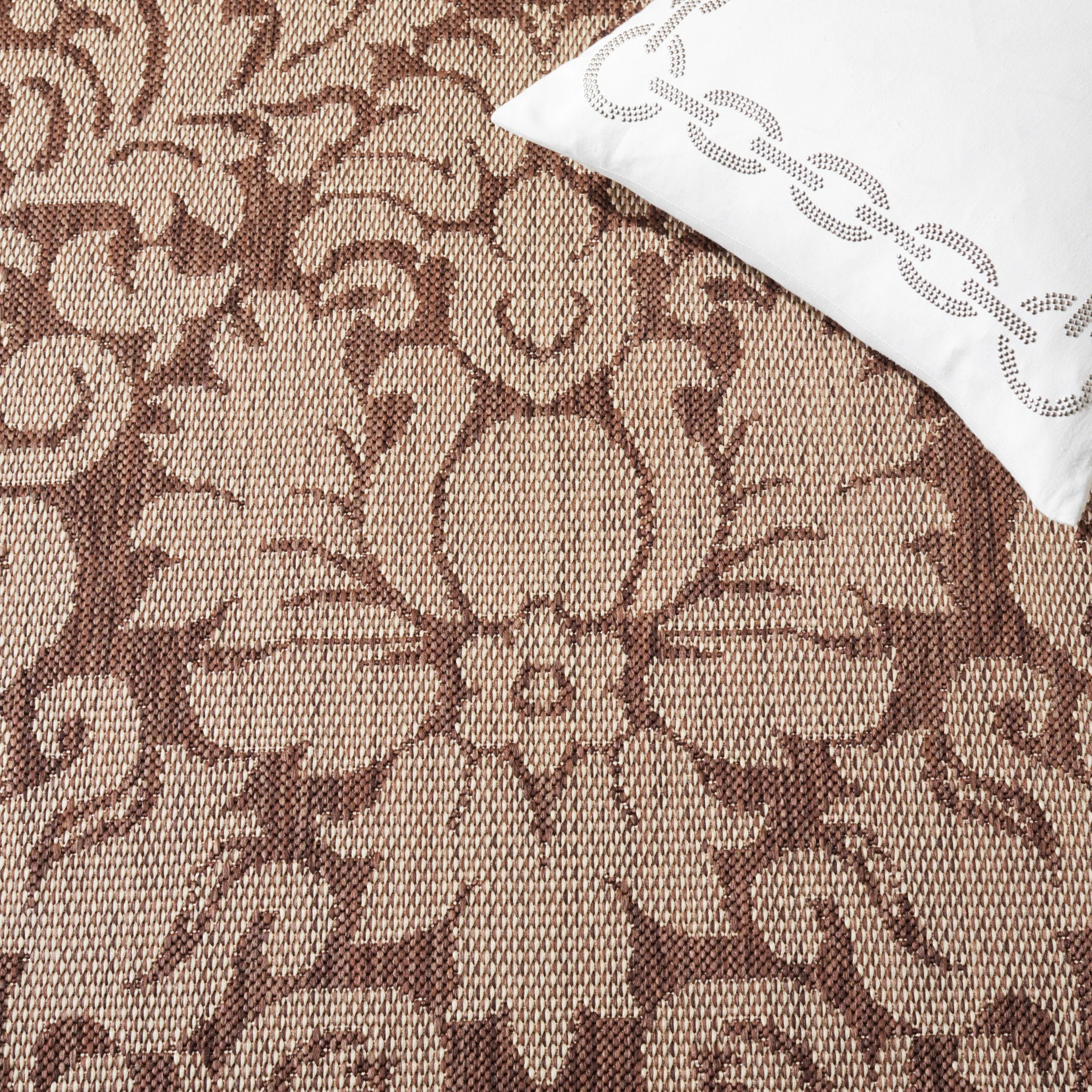 Safavieh Courtyard Nashua 2 ft 3 in x 12 ft Chocolate/Natural Indoor/Outdoor Damask Runner Rug - Image 4