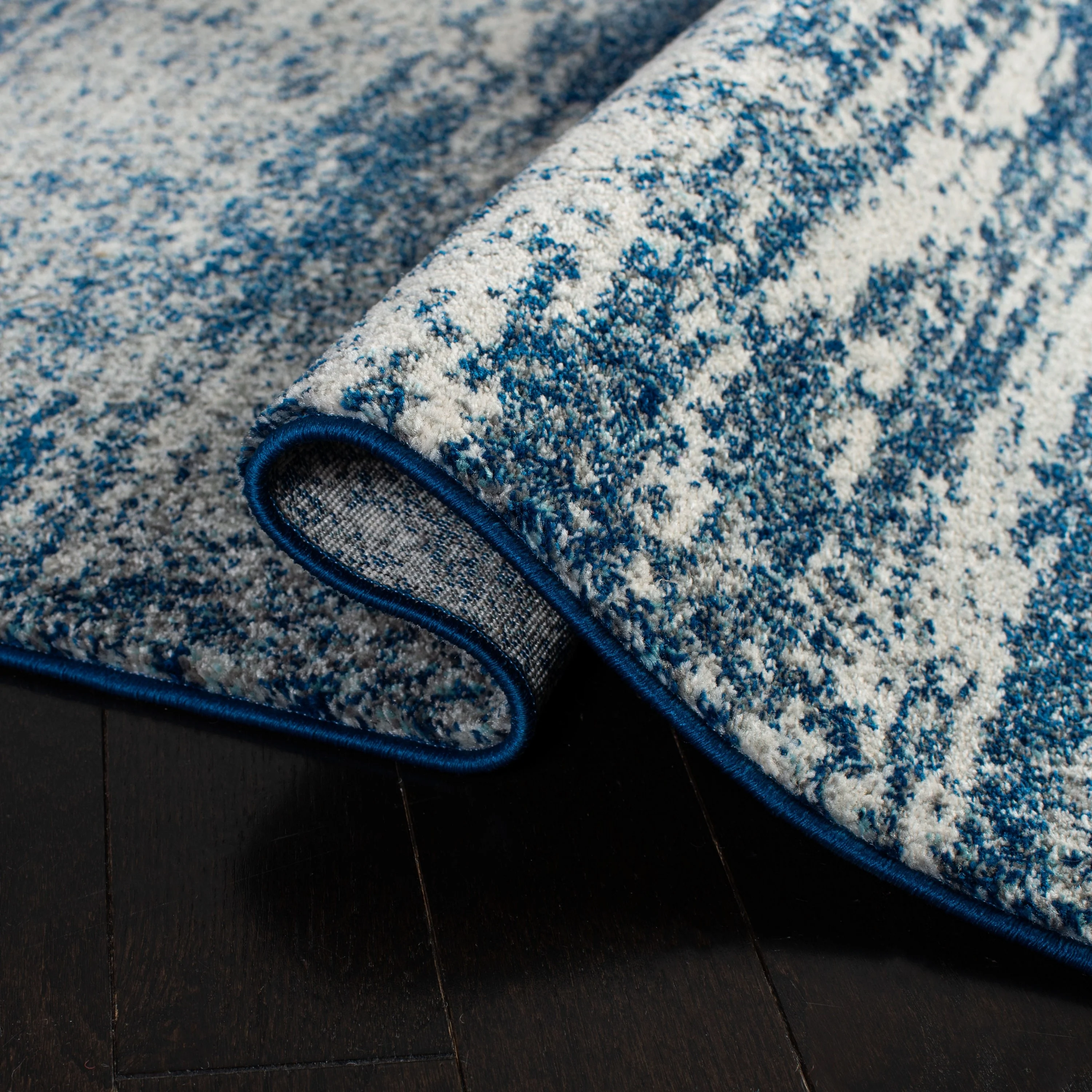 Safavieh Evoke Sorente 2 x 9 Navy/Ivory Indoor Abstract Industrial Runner - Image 5