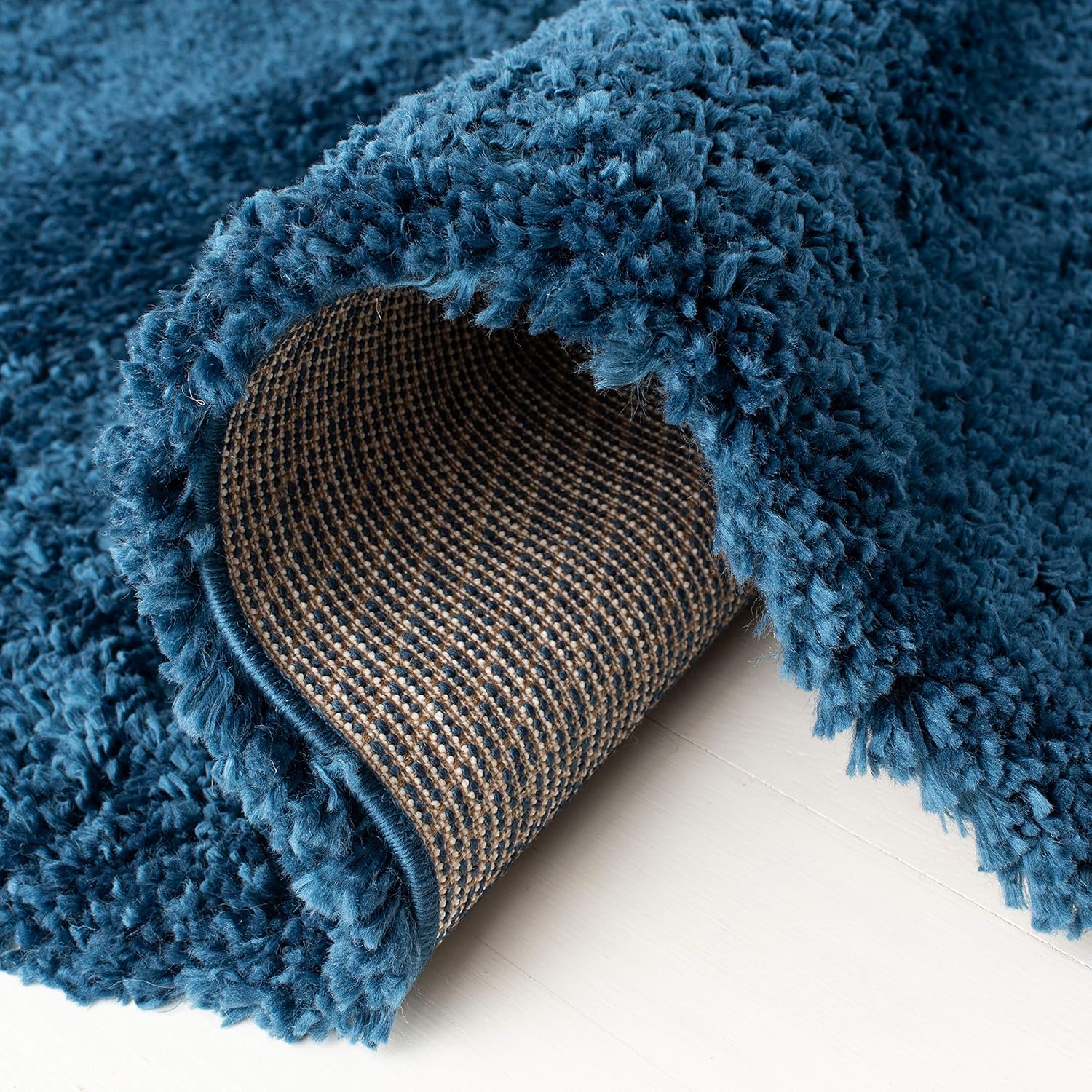 Safavieh Fontana Shag Clarisse 7 x 7 Blue Square Indoor Solid Area Rug - Image 7