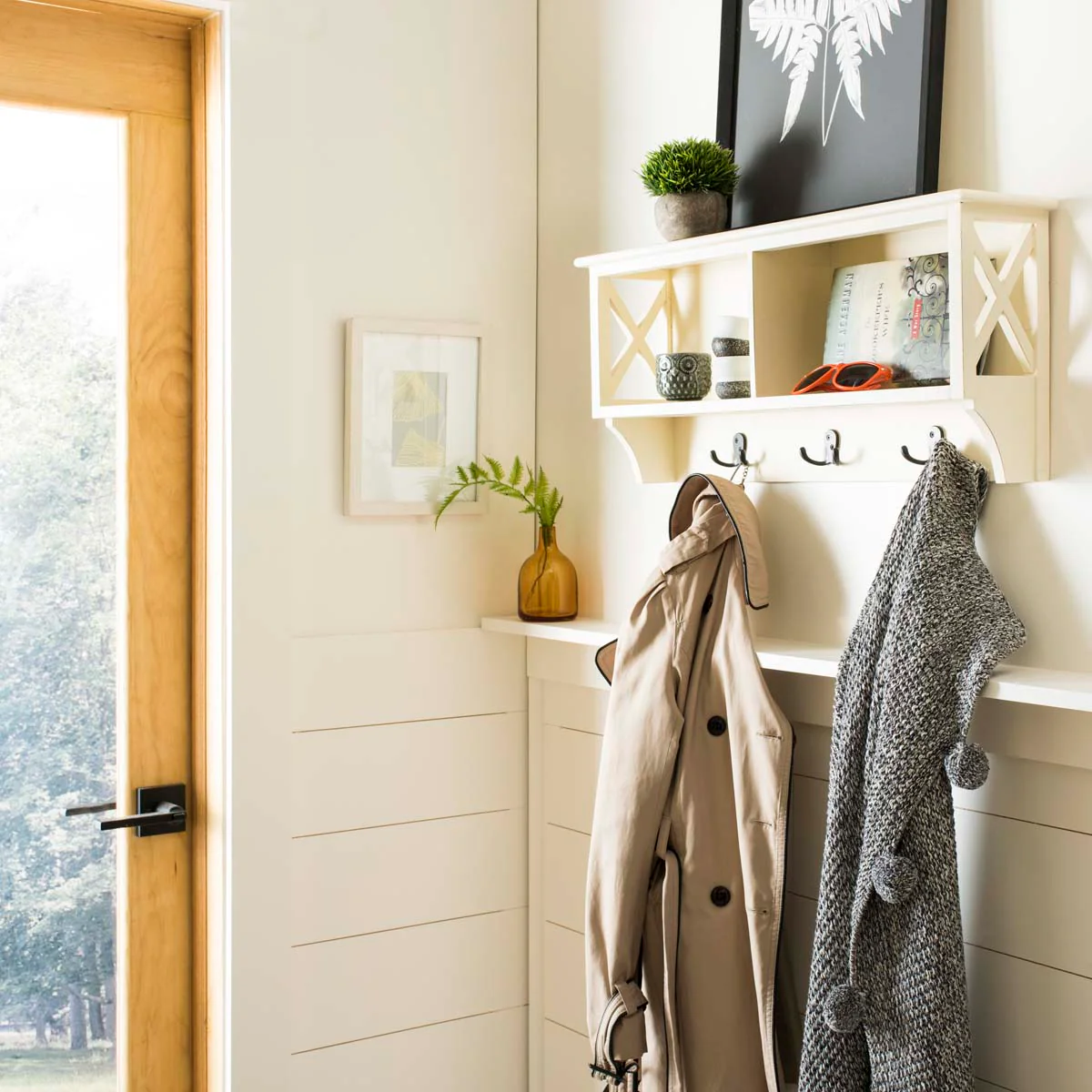 Safavieh Freya Hanging Storage Wall Rack, White, 28 x 5.9 x 12 in - Image 2