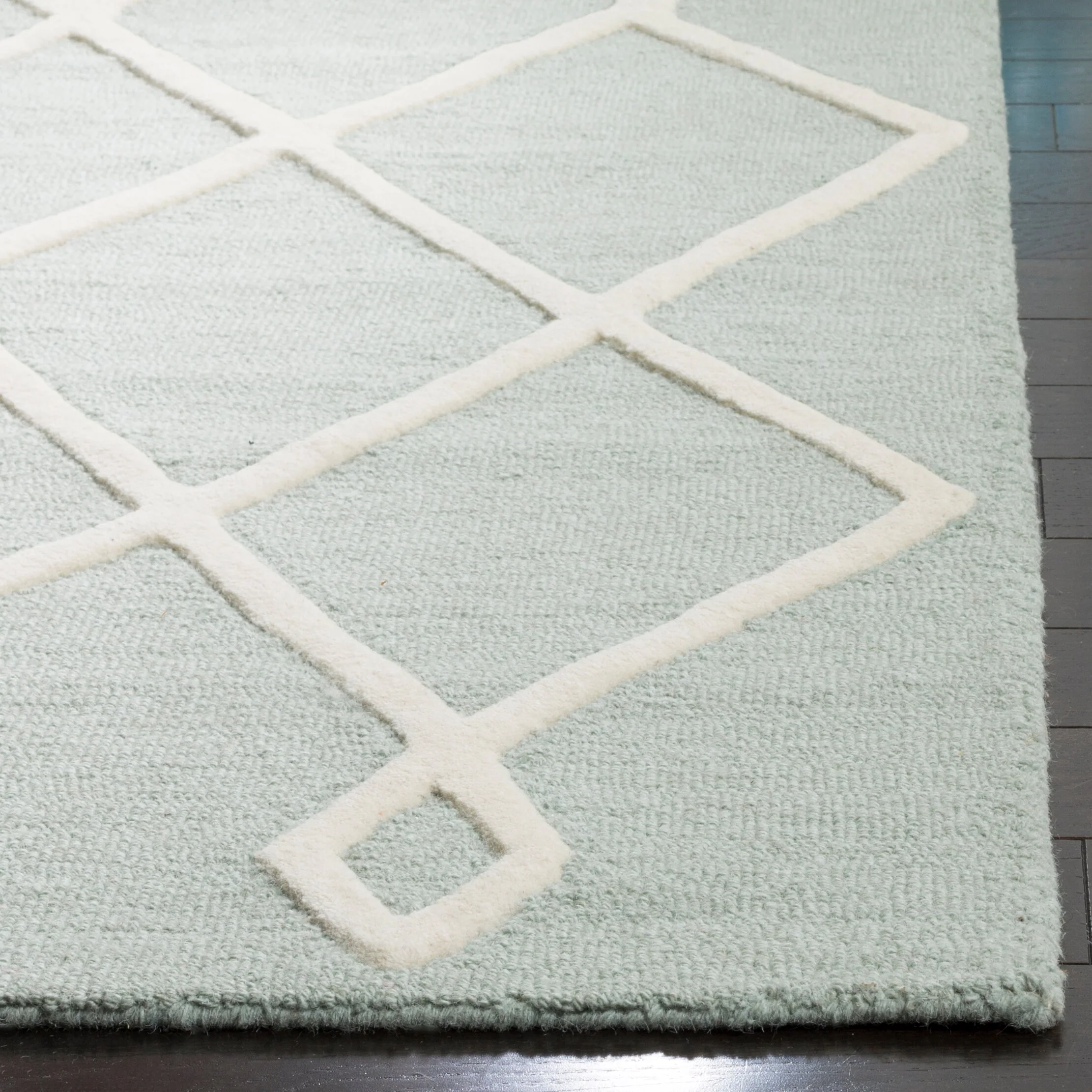 Safavieh Kids Moroccan 5 x 7 Mint/Ivory Hand-Tufted Wool Indoor Trellis Area Rug - Image 3