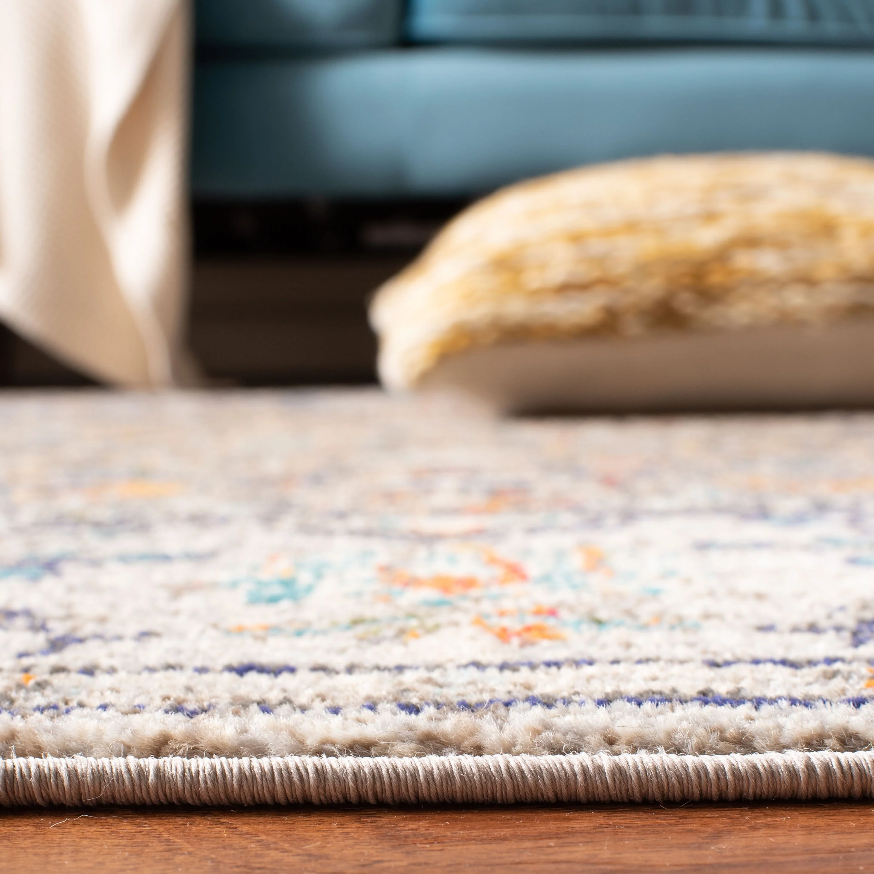 Safavieh Madison Sudbury 9 x 12 Gray/Light Blue Indoor Distressed/Overdyed Vintage Area Rug - Image 7
