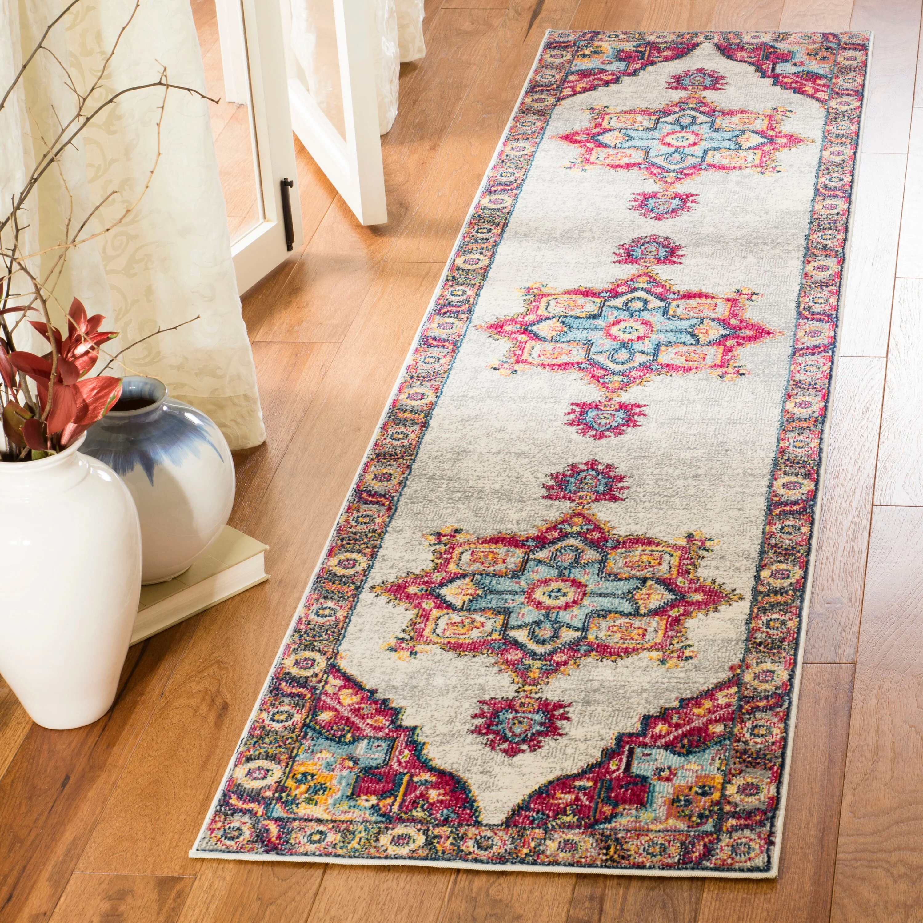 Safavieh Merlot Peri 2 x 6 Cream/Multi Indoor Floral/Botanical Oriental Runner Rug