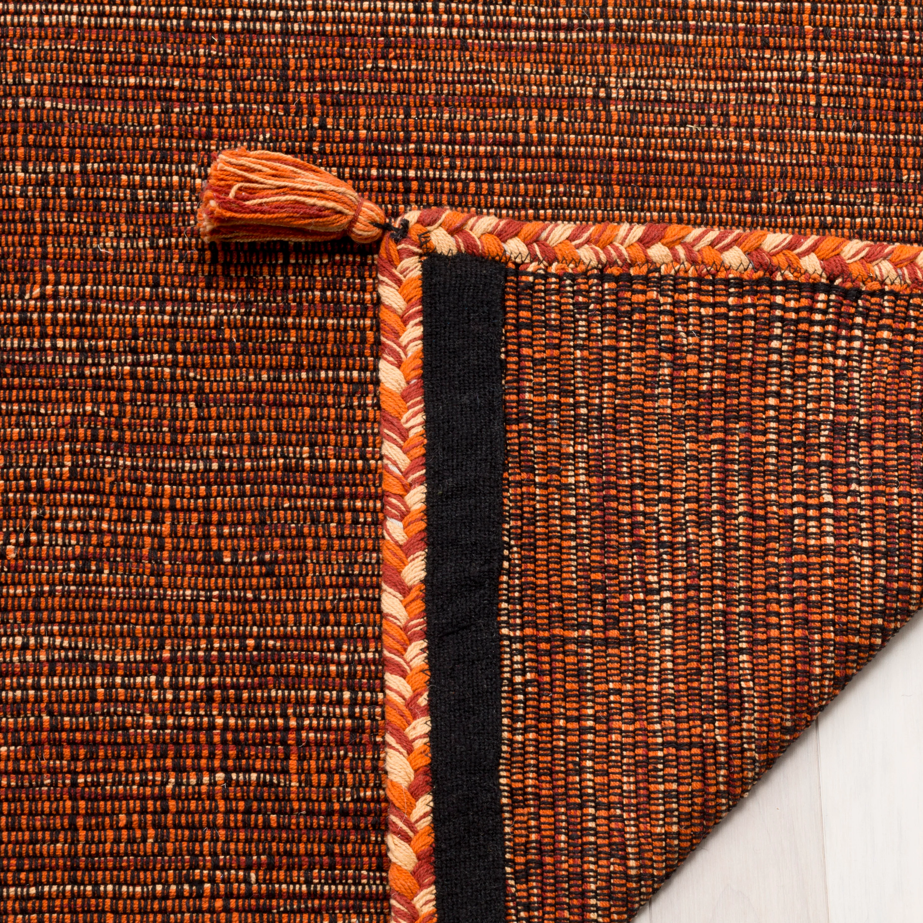 Safavieh Montauk Lajolla 2-ft-3-in x 7-ft Orange/Black Indoor Handcrafted Cotton Runner Rug - Image 4