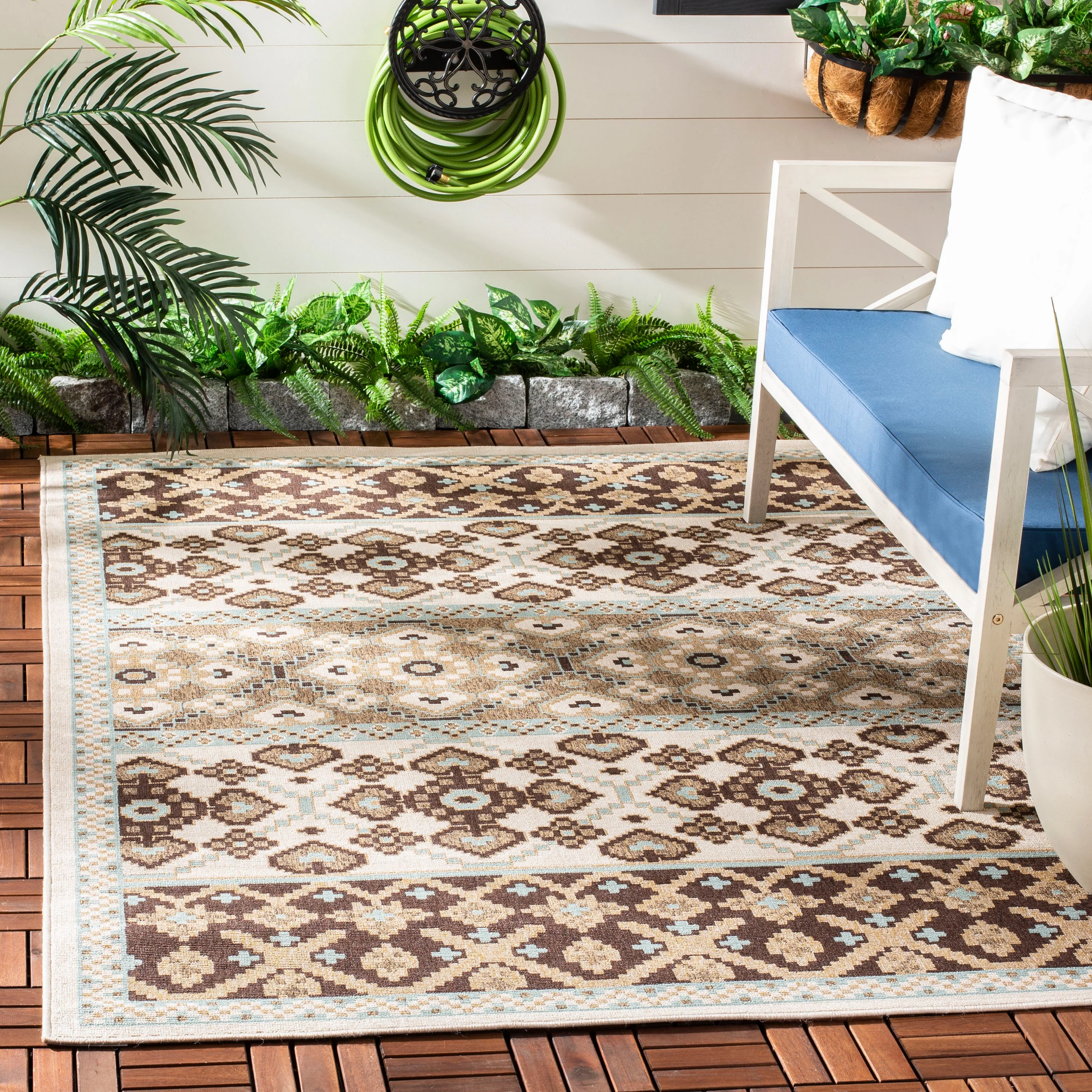 Safavieh Veranda Numa 2-ft-7-in x 5-ft Cream/Chocolate Indoor/Outdoor Abstract Coastal Throw Rug - Image 3