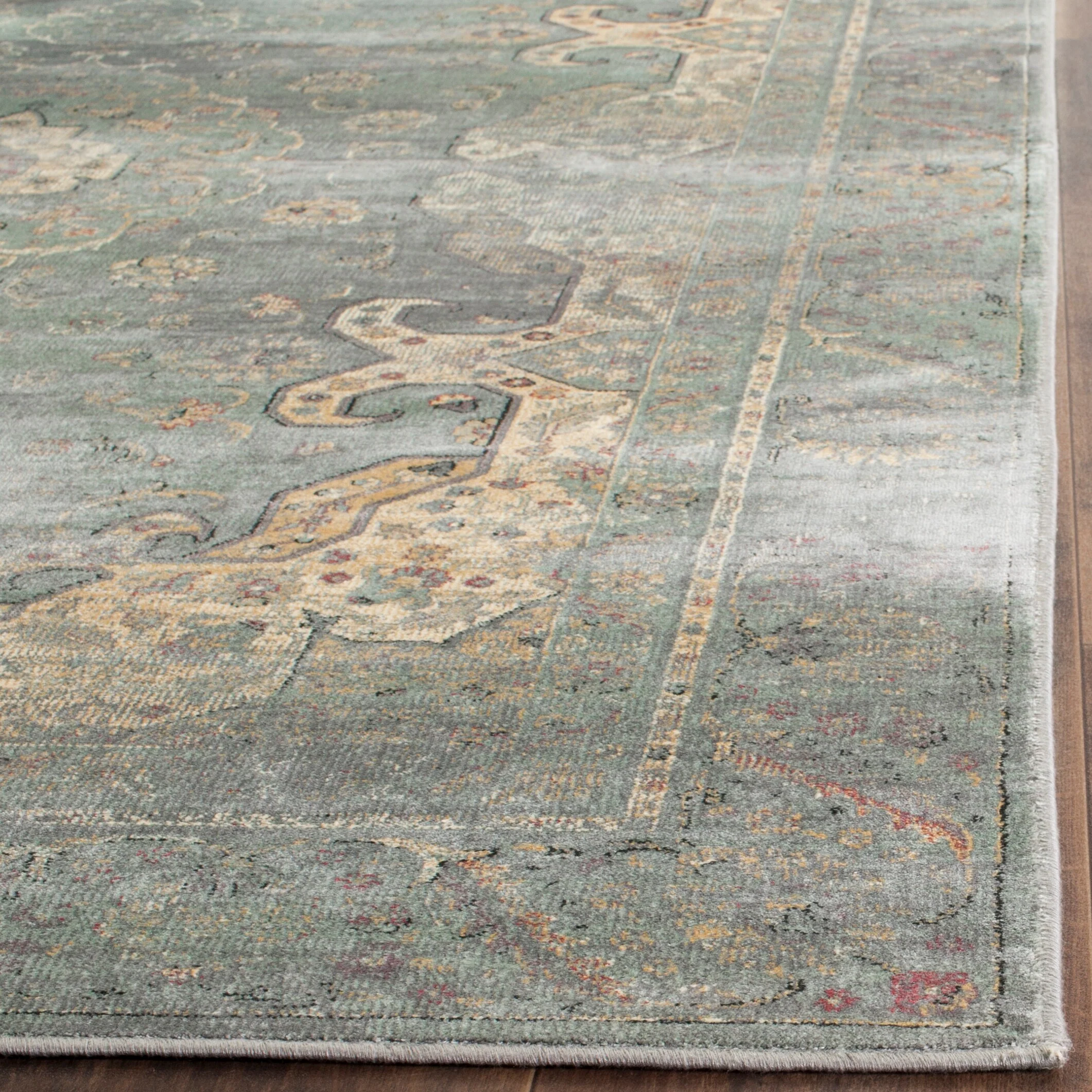 Safavieh Vintage Christina 4 x 6 Gray/Multi Indoor Distressed/Overdyed Vintage Area Rug - Image 3