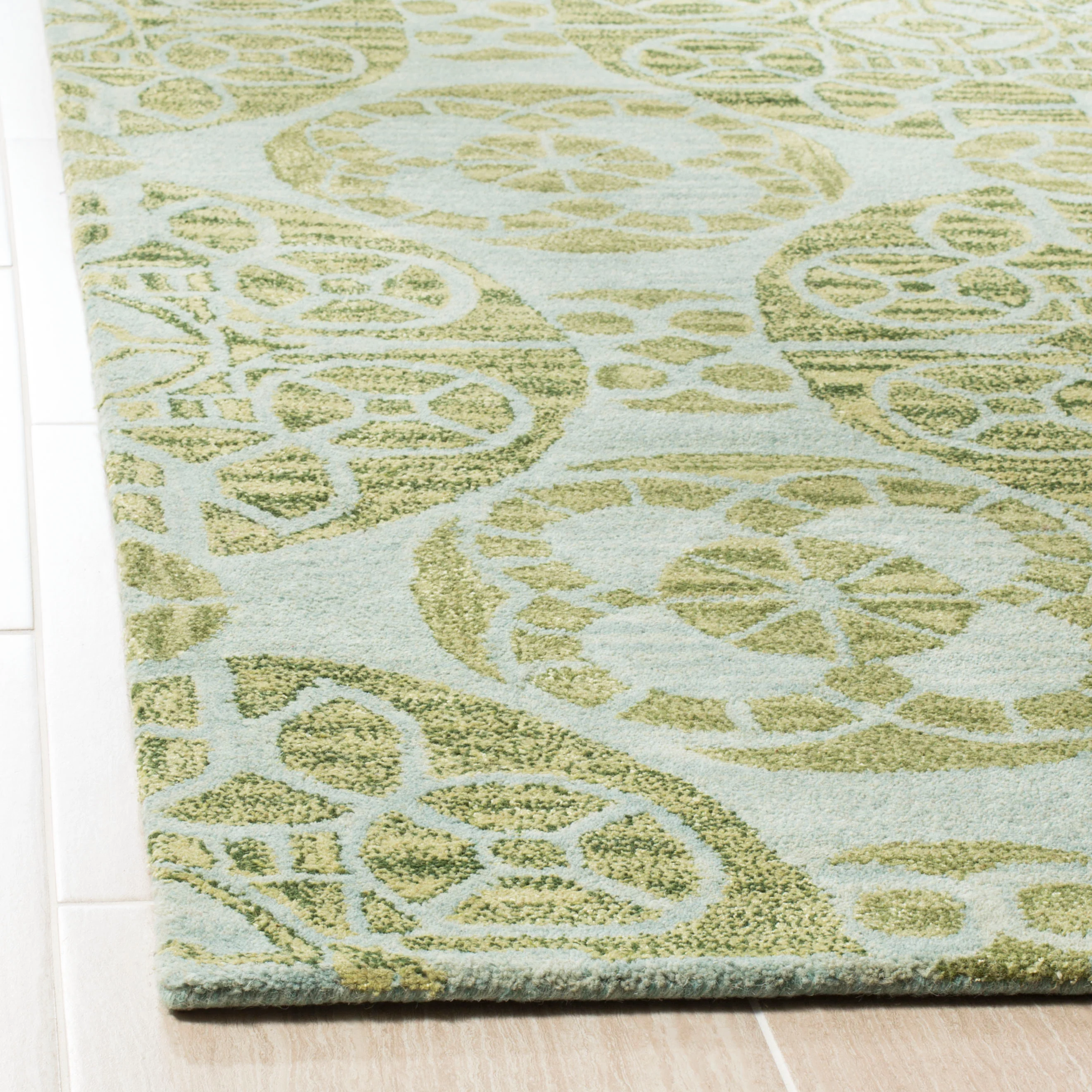 Safavieh Wyndham Hutton 10 x 14 Turquoise/Green Indoor Abstract Bohemian/Eclectic Handcrafted Area Rug - Image 3