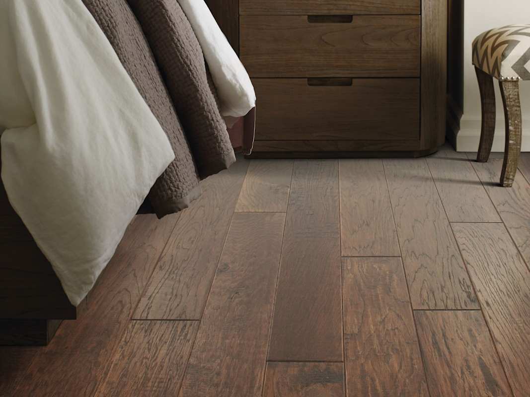 Shaw Sequoia Hickory 6-3/8" Handscraped Engineered Hardwood Flooring, Bravo – 30.48 SF per Carton - Image 4