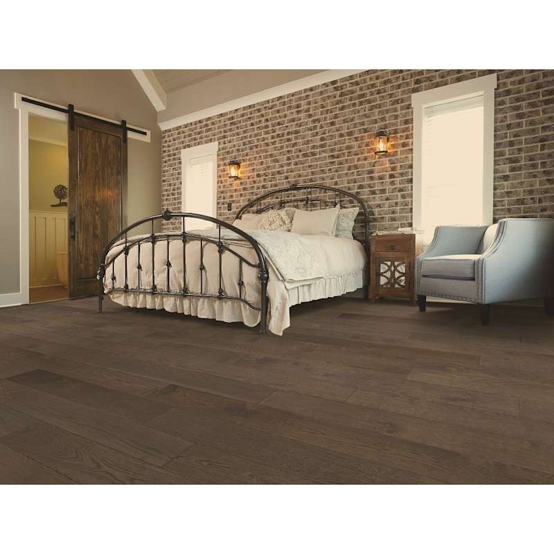 Shaw Utmost 7.5" Wide Wire Brushed Engineered White Oak Flooring, Low Gloss – 1/2" Thick, Micro‑Beveled Edges – Sold by Carton (27.2 sq ft/carton) - Image 5