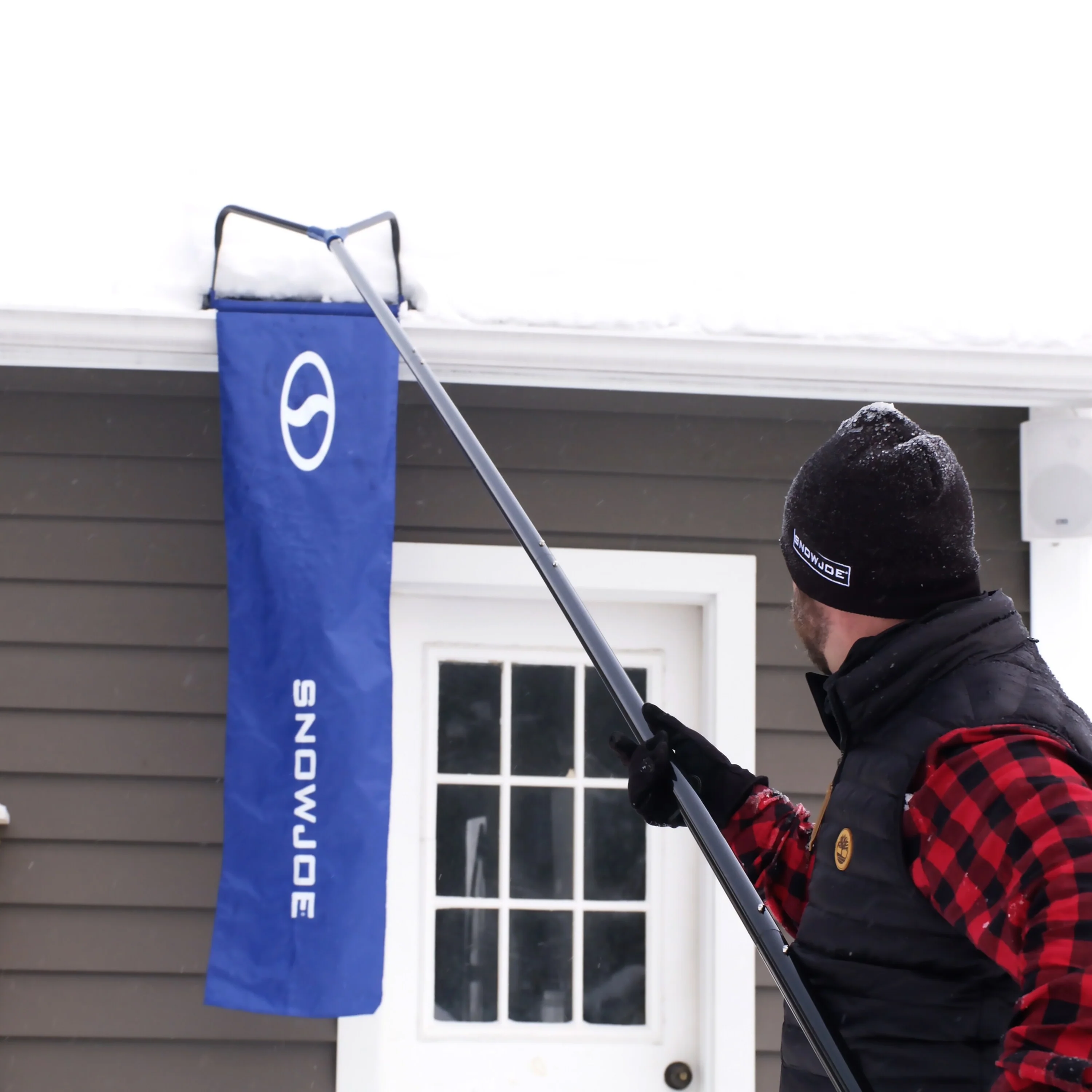 Snow Joe RJ208M Snow Shovel Roof Rake with 22-ft Max Reach, 15 in x 20 ft Polyester Slide - Image 6
