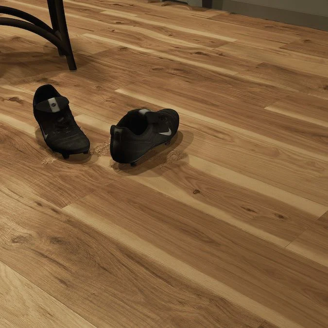 STAINMASTER PetProtect Cheltenham Hickory 12-mm T x 7-1/2-in W x 50-in L Waterproof Wood Plank Laminate Flooring (23.69-sq ft / Carton) - Image 7