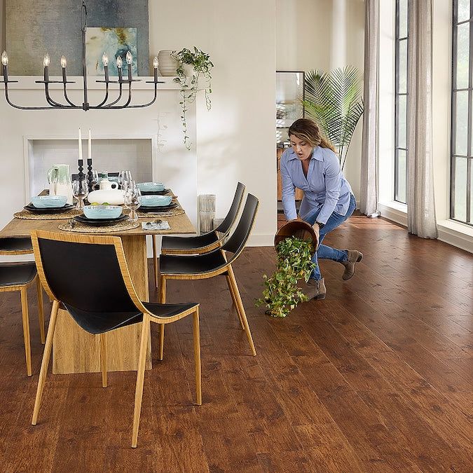STAINMASTER PetProtect Ocala Hickory 12-mm T x 7-1/2-in W x 47-1/4-in L Waterproof Wood Plank Laminate Flooring (22.09-sq ft / Carton) - Image 10