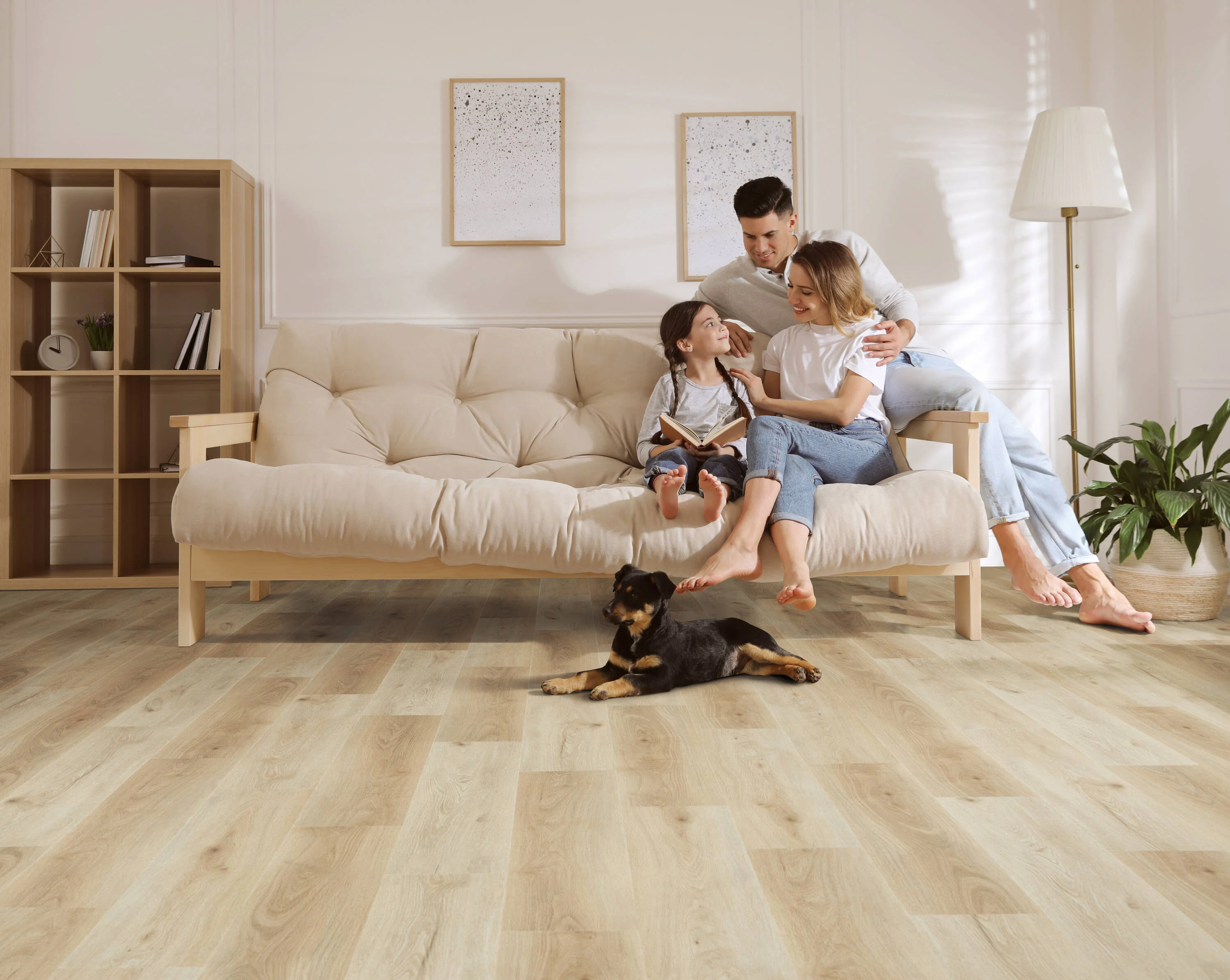 STAINMASTER PetProtect Pacific Sands 7-mm x 7-in W x 48-in L Waterproof Interlocking Luxury Vinyl Plank Flooring (19.02-sq ft/case) - Image 6