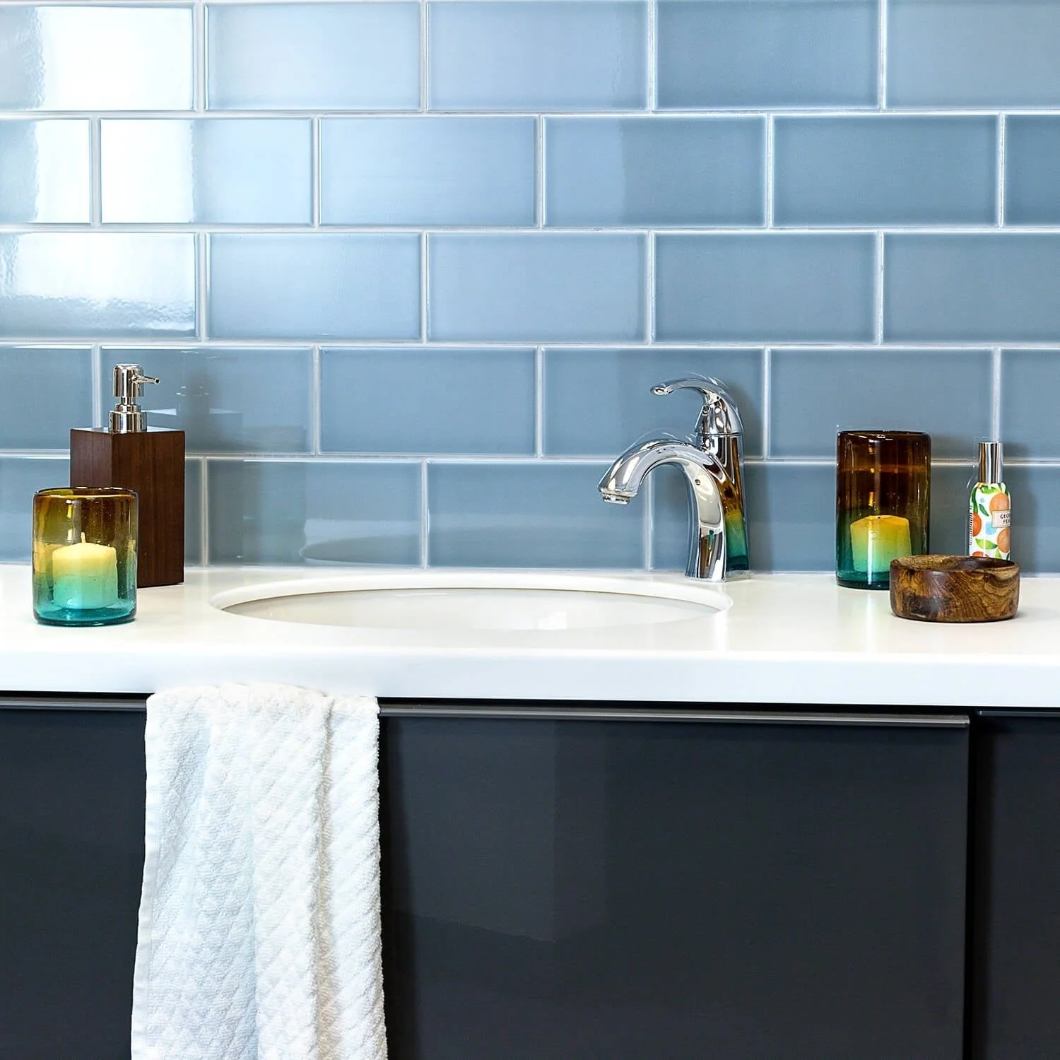 Vector Azul Blue 4x8 Polished Ceramic Subway Wall Tile - Image 5