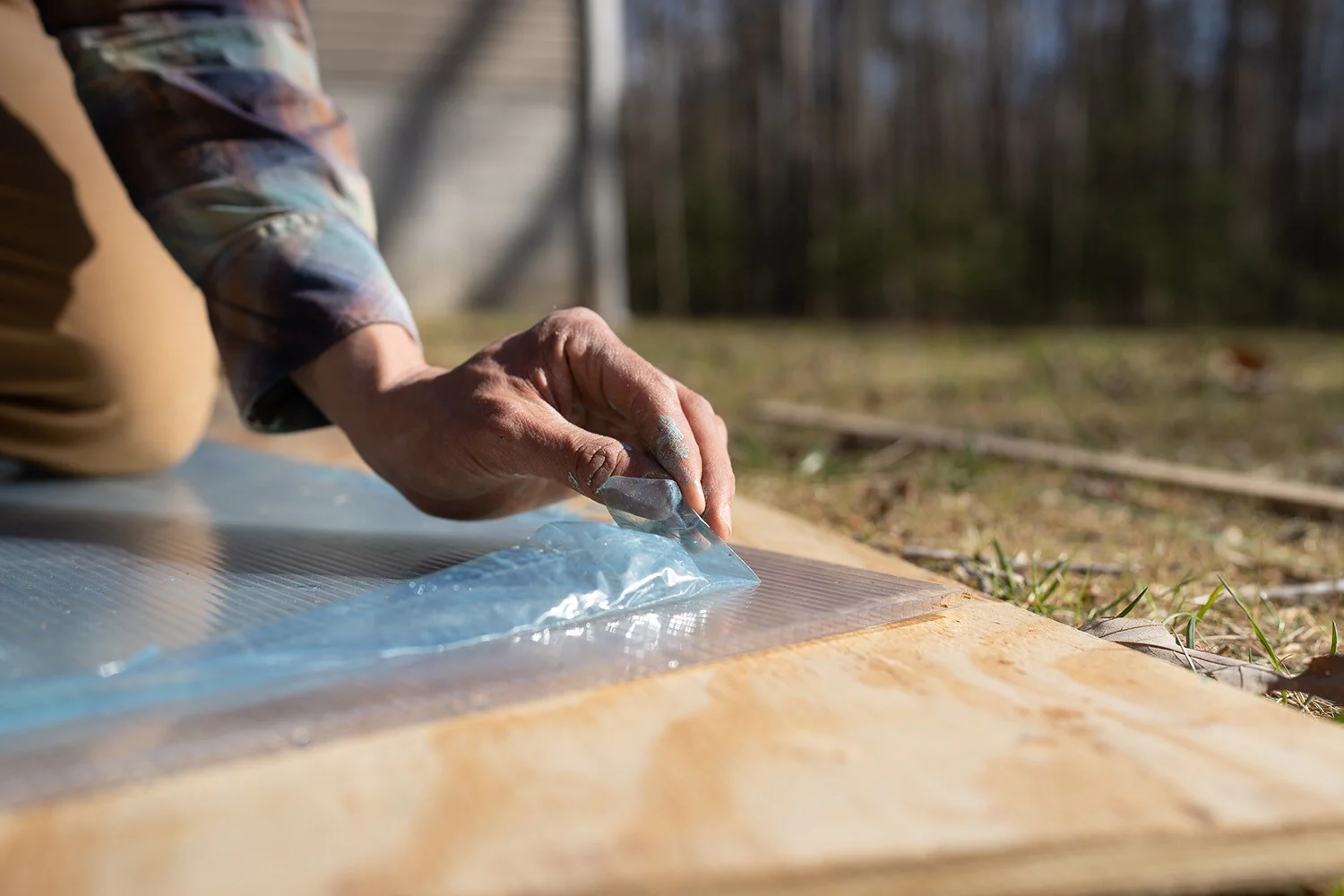 Tuftex Multi-Wall 6mm AntiDust Roof Seam Tape, Two 32-ft Rolls (Vented & Solid) - Image 4