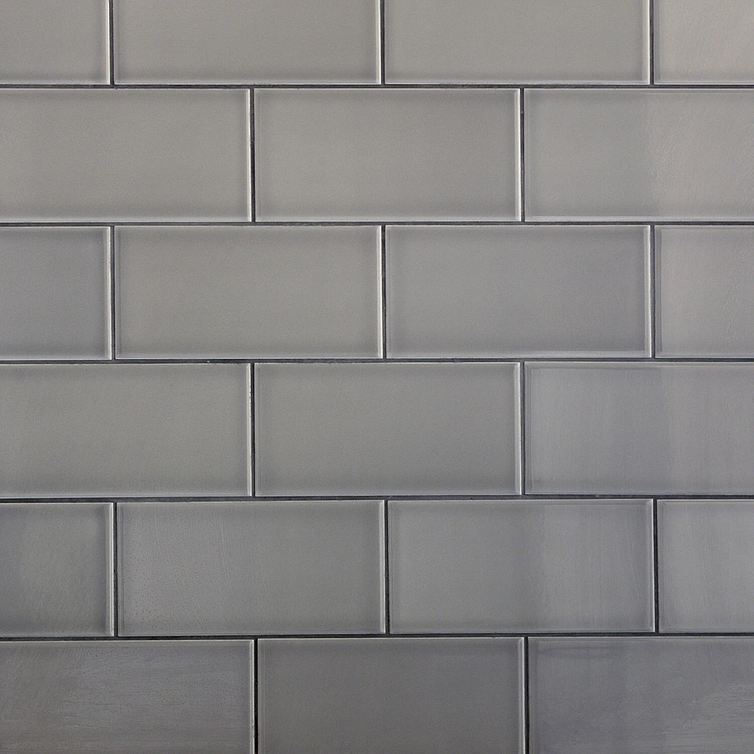 Vector Gris Gray 4x8 Polished Ceramic Subway Tile - Image 2