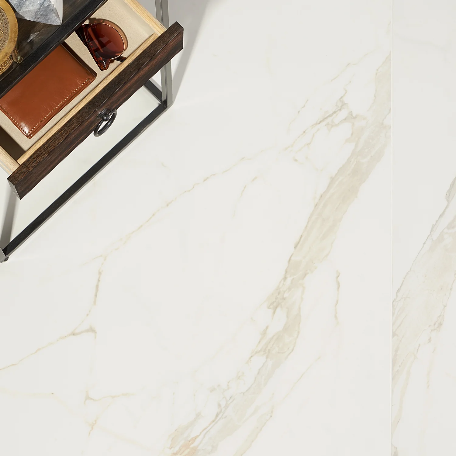 Versilia Calacatta Oro Polished Porcelain Tile 32x32 - Lux Tile