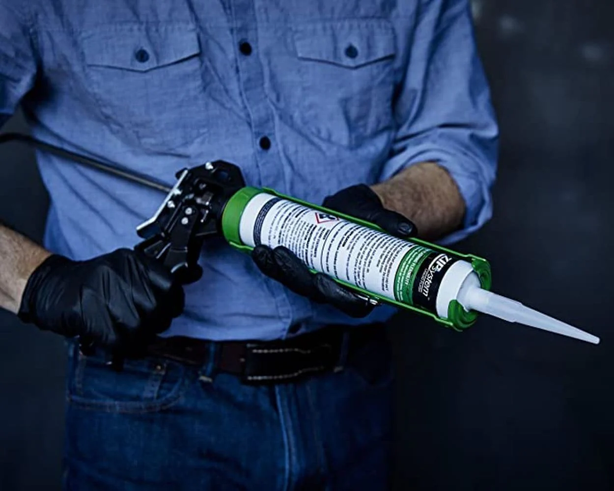 ZIP System Liquid Flash Black Synthetic Rubber Fluid-Applied Flashing Membrane - Image 4